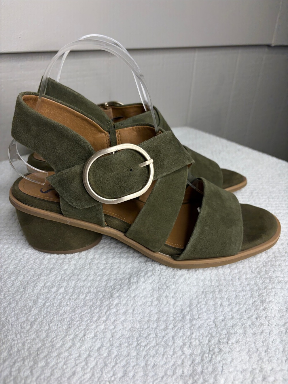 Söfft Coryn Olive Green Suede Block Heel Strappy Sandals Buckle Size 8.5M Boho